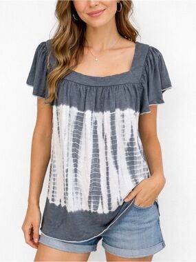 Chaser Tie Dye Top Sz M Blue White Short Sleeve Ruffle Shirt Soft Blouse New